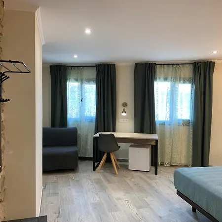 Milana 3* Girona