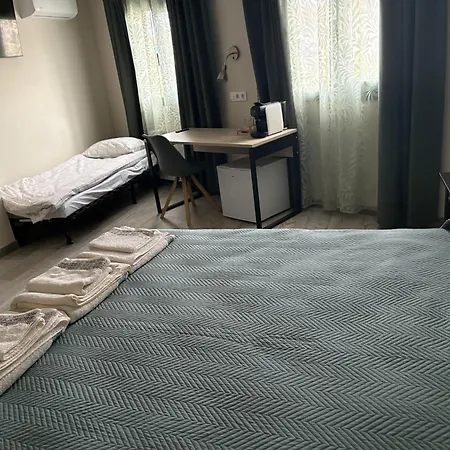 בית הארחה Milana ז'ירונה