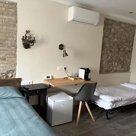 Milana 3* Girona