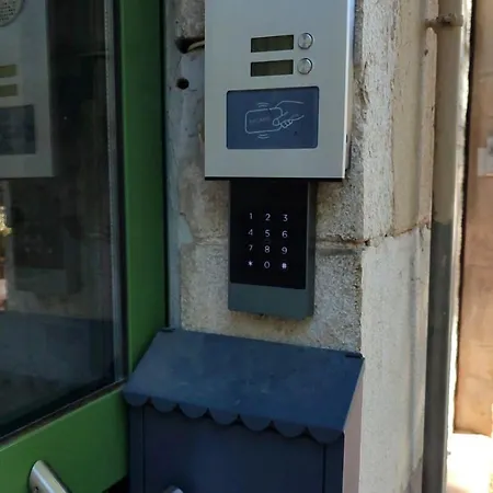 Milana 3* Girona