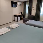 Guest house Milana Girona